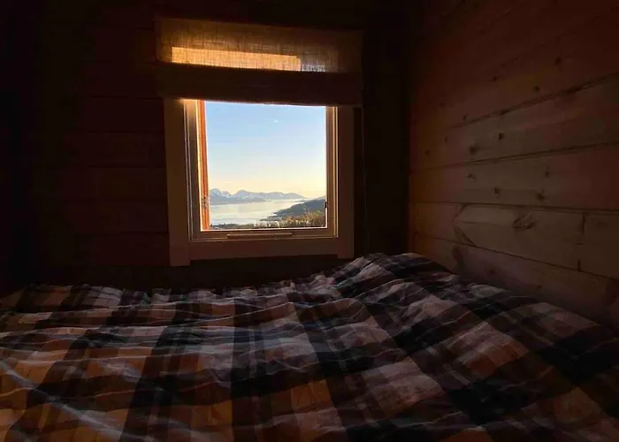 Paradise I Troms 度假居 *