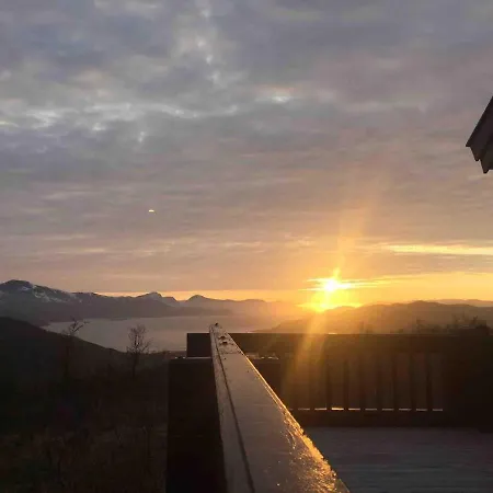 Paradise I Troms Semesterbostad