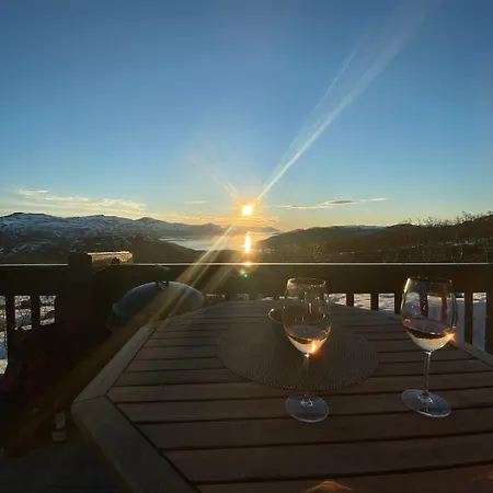 Semesterbostad Paradise I Troms Karlsøy